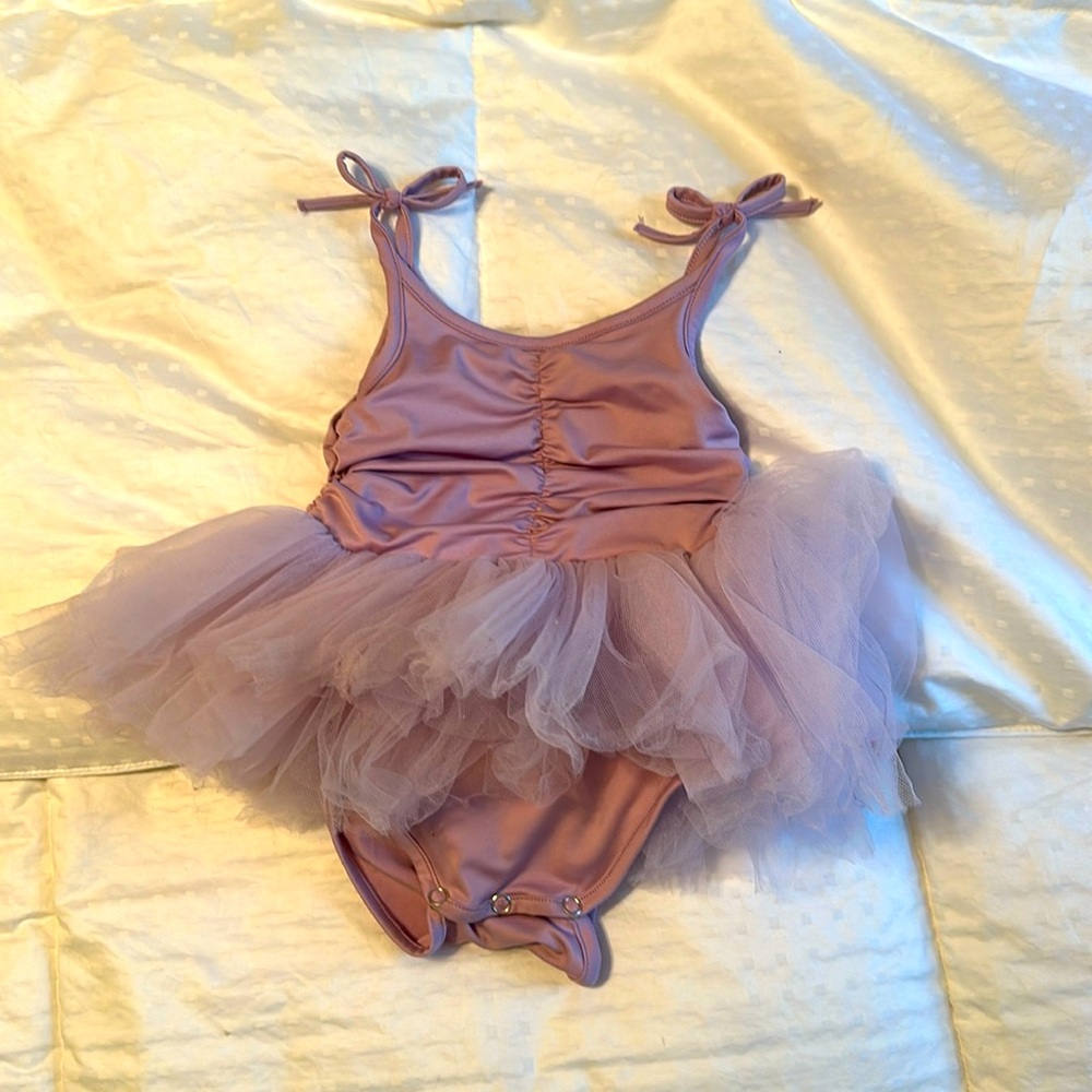 I love plum baby tutu!!